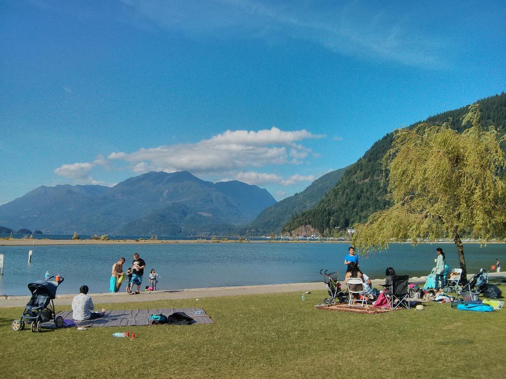 Harrison Lake Hotel Harrison Hot Springs Kültér fotó